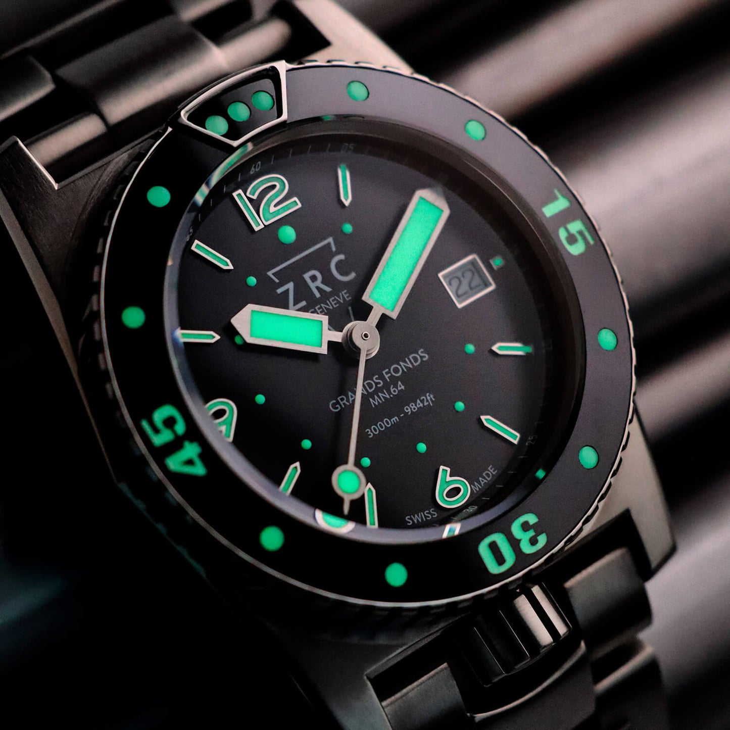 ZRC Grands Fonds Abyss Titanium Bracelet GF4221221113 - lifestyle