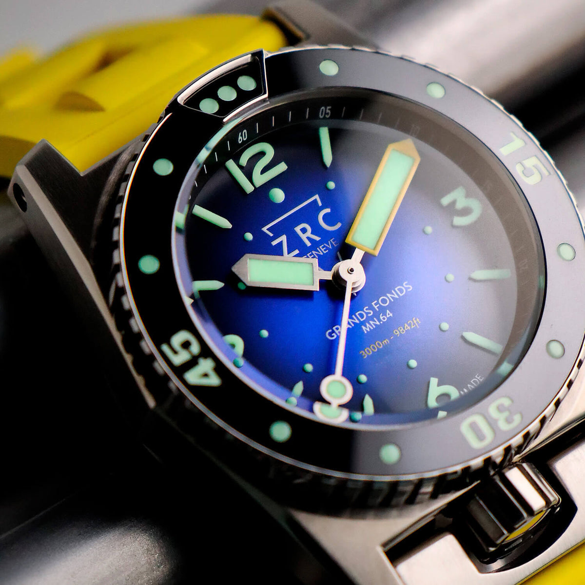 ZRC Grands Fonds Abyss Titanium Rubber GF4226521118 - lifestyle