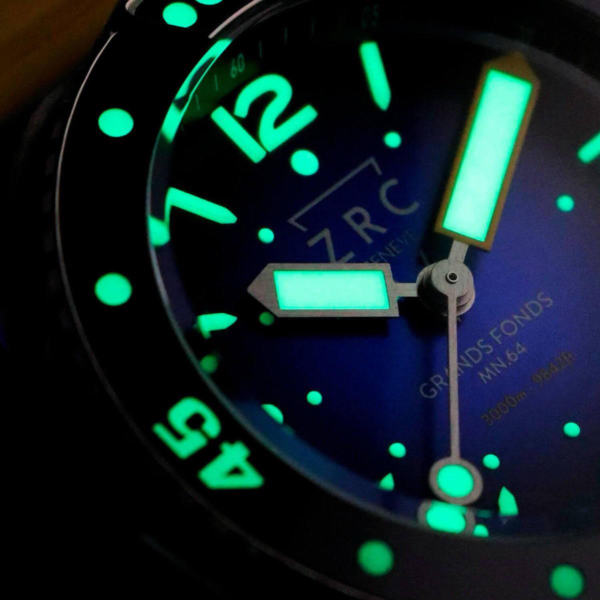 ZRC Grands Fonds Abyss Titanium Rubber GF4226521118 - lifestyle detail