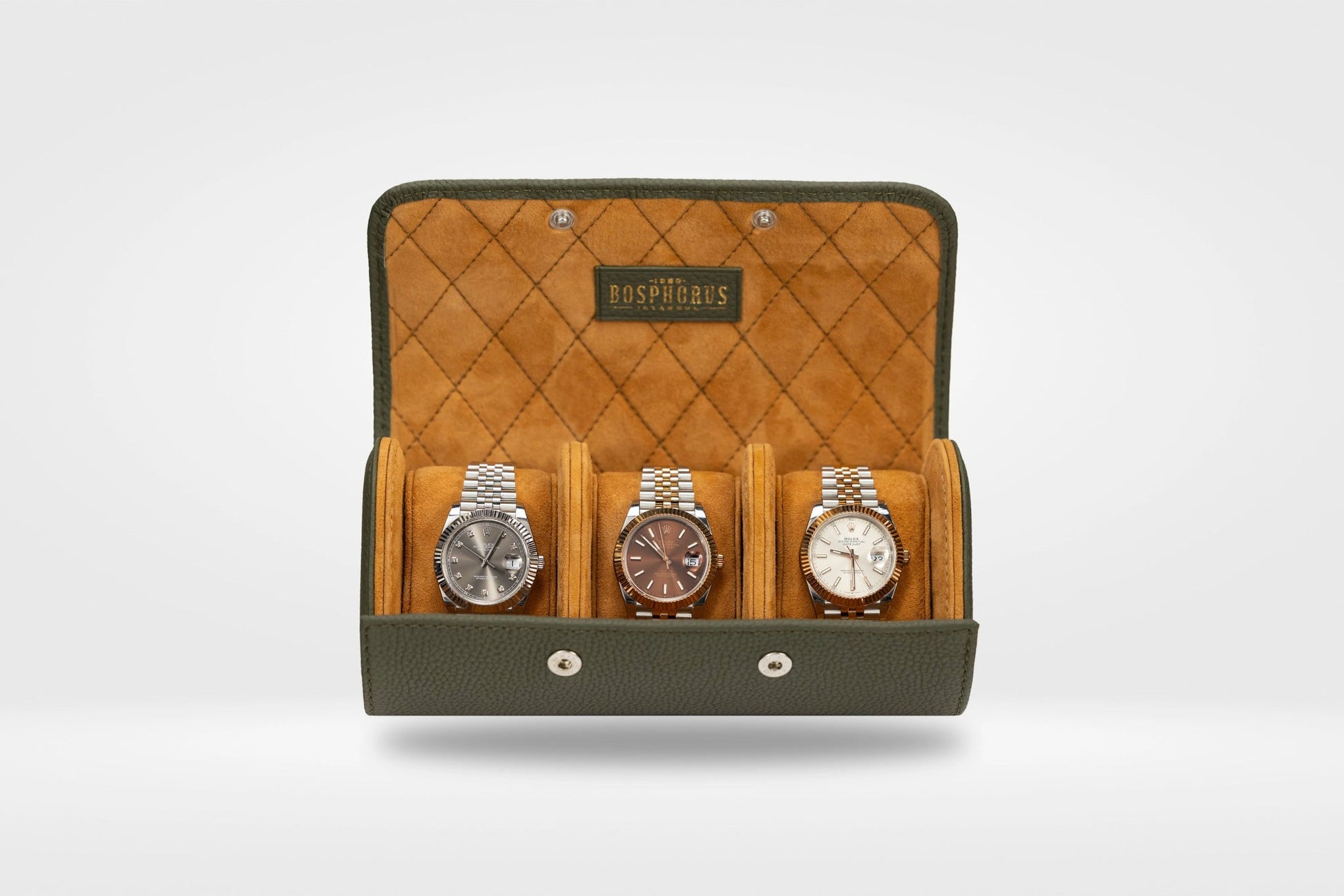 Bosphorus Galata Capitone watch roll in khaki green Togo leather, interior detail